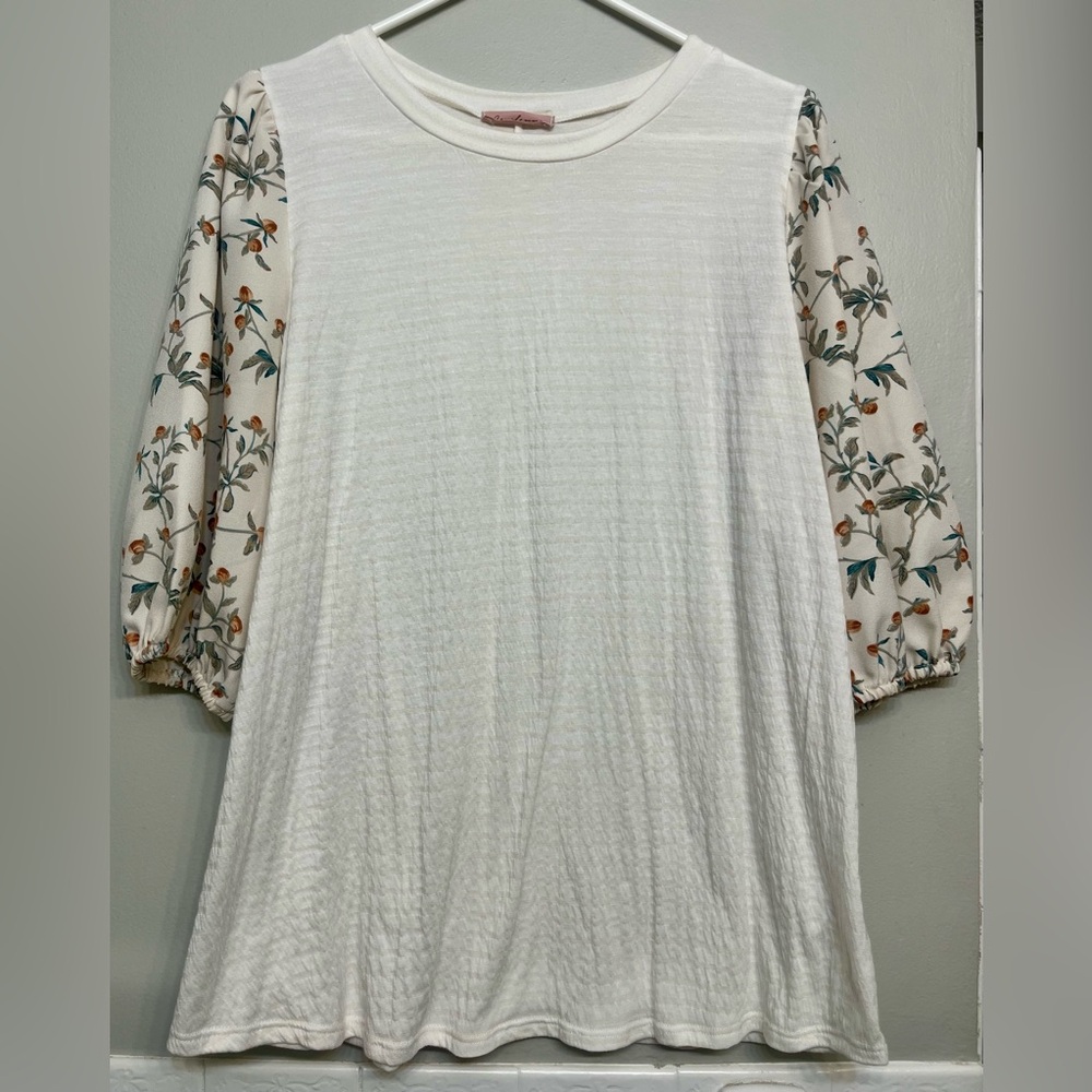 Ces Femme Cream Floral Puff Sleeve Blouse – Size Large